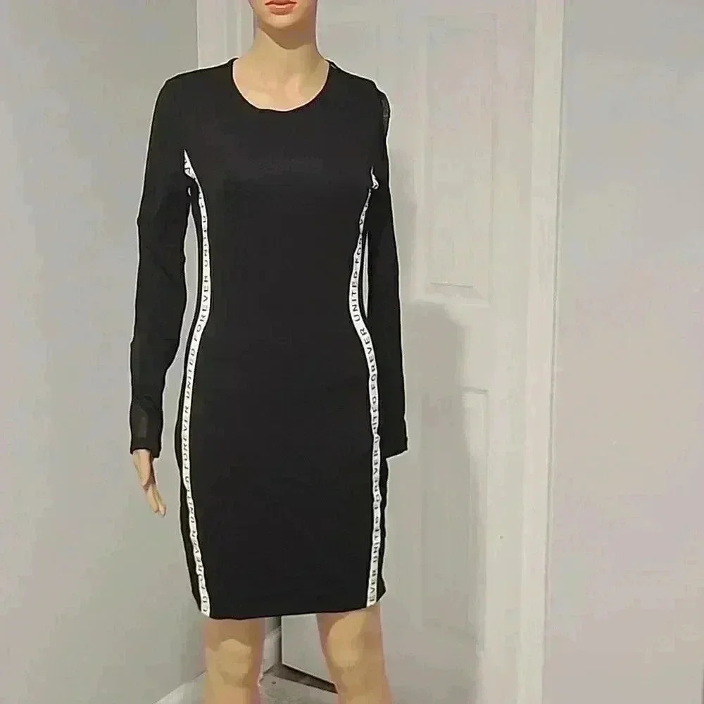 Dress - Picture 5 of 9